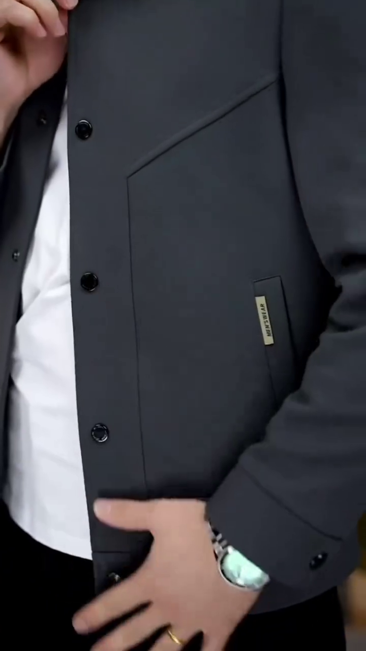 Men's Structured Casual Jacket with Western Yoke Detail - Image 4