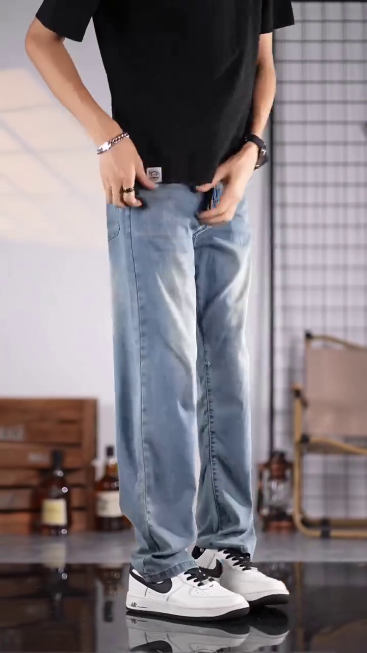 Men’s Classic Straight Fit Denim Jeans - Image 3